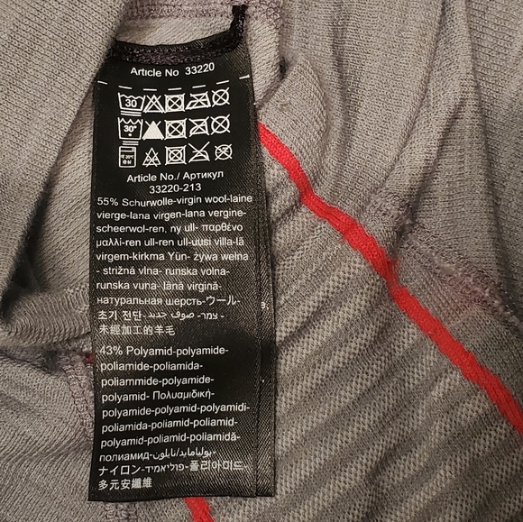 Falke Long Sleeve Grey Wool Base Layer - Picture 11 of 14